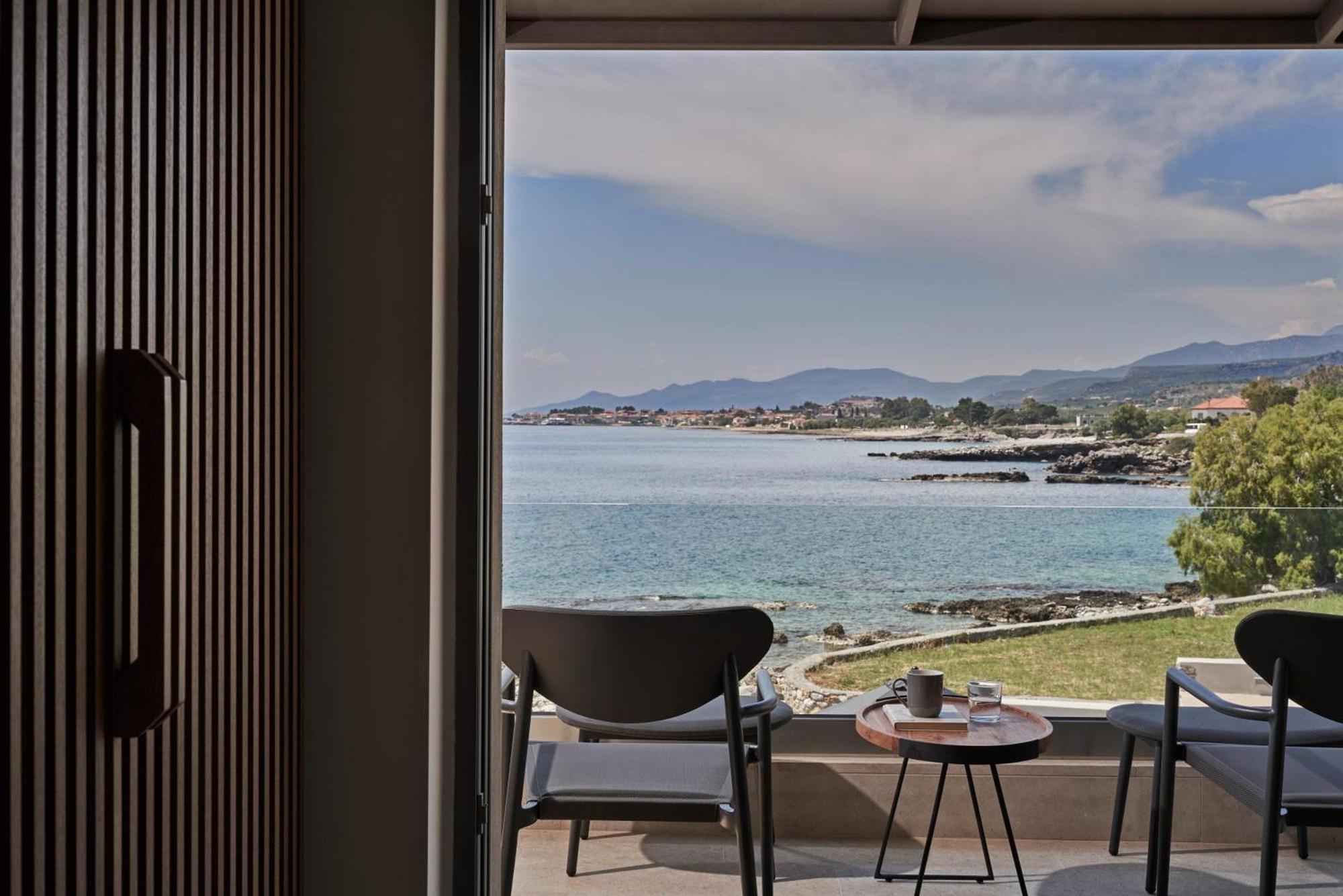 Beachfront Alassa Villas With Private Pools Kotronion  Kültér fotó