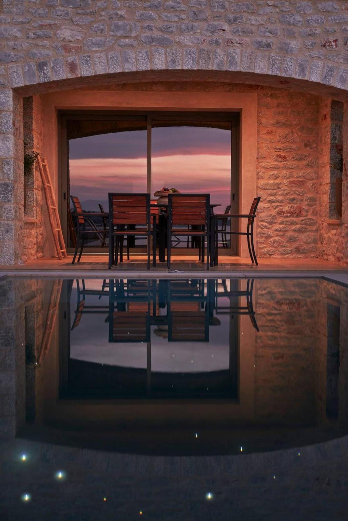 Beachfront Alassa Villas With Private Pools Kotronion  Kültér fotó